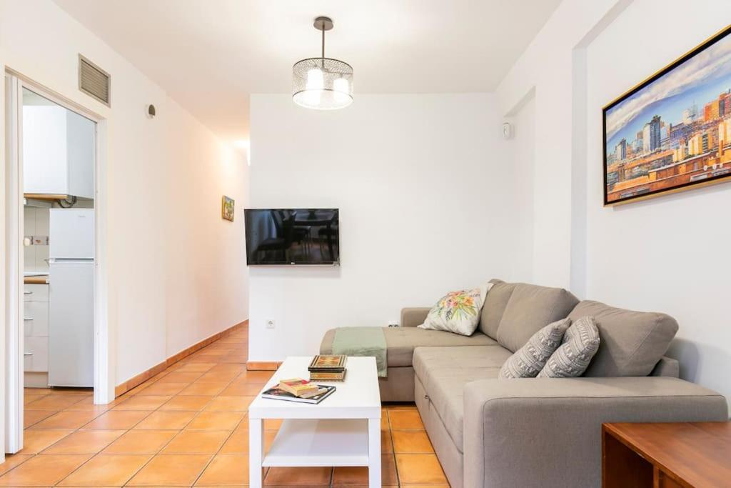 Acogedor Piso En Madrid De Dos Habitaciones Exterior photo